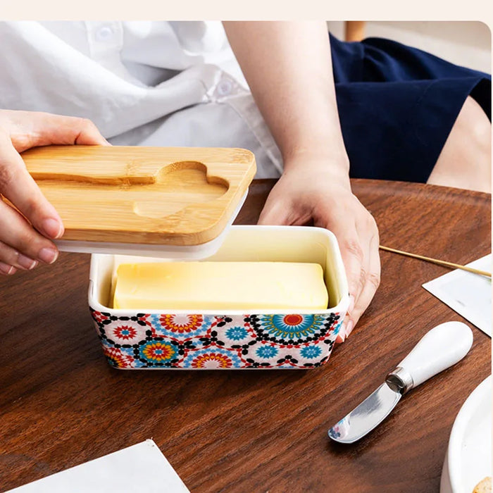 Country-style ceramic butter dish with built-in refrigeration – retro kitchen butter box